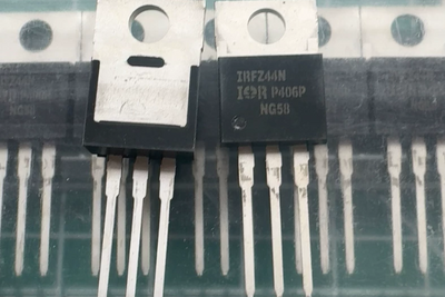 IRFZ44NPBF Infineon MOSFET | TO-220AB | 55V, 49A, N-Channel, 17.5mΩ